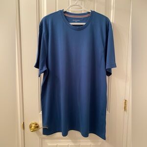 NWOT MEN’S SIZE XL DENVER HAYES SHORT SLEEVE T SHIRT